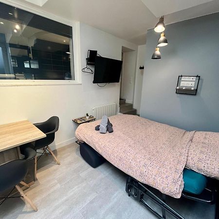 Escapade Romantique - Jacuzzi Et Parking Prive - 002 Apartment รูออง ภายนอก รูปภาพ